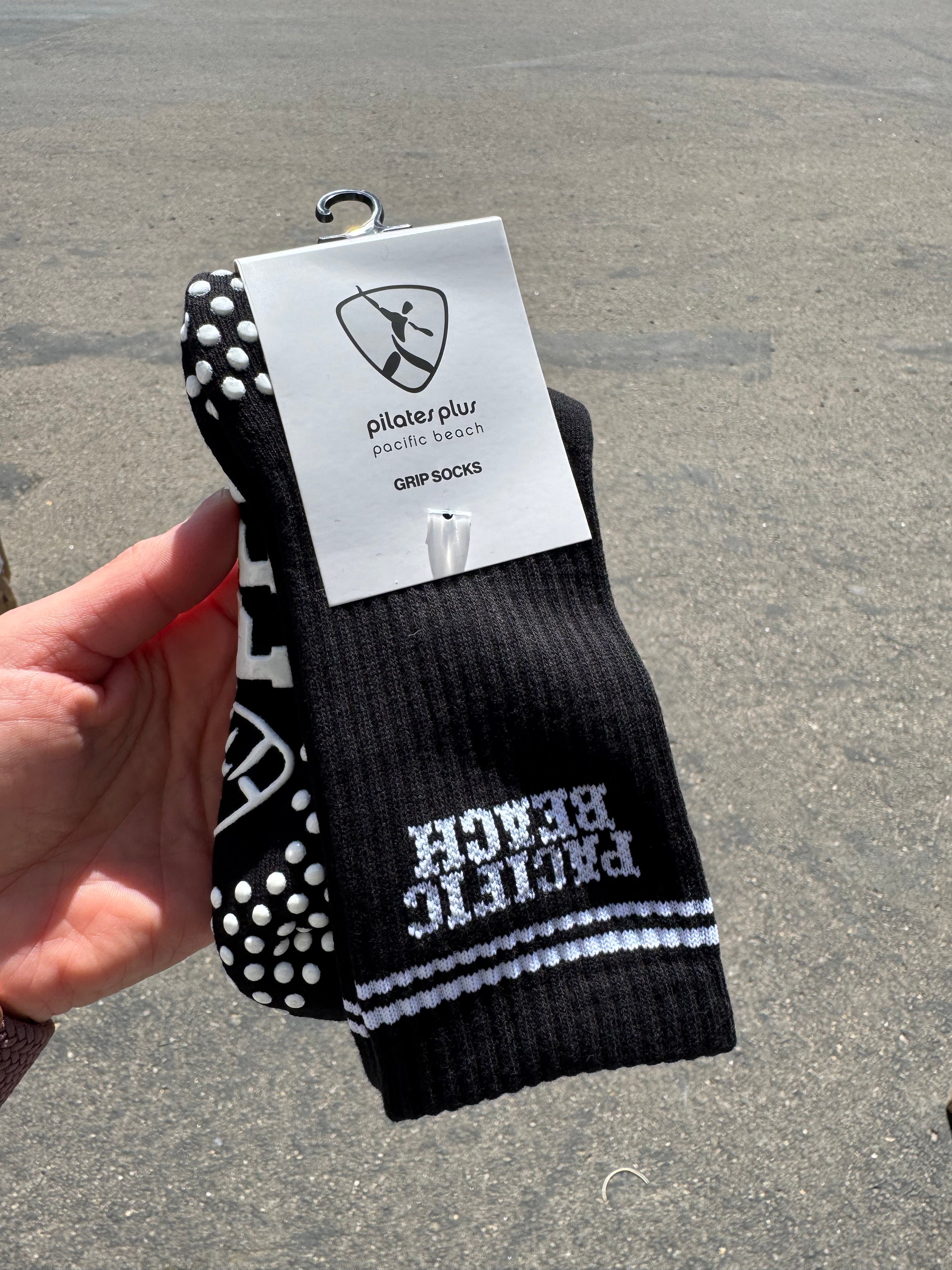 The Crew Grip Sock - Pilates Plus PB - Black / White - Circle Grip